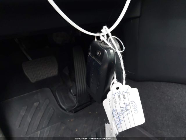 JTDACAAU7P3010701 Toyota PRIUS XLE
