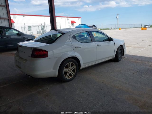 1C3CDZCB3EN163775 Dodge Avenger Sxt