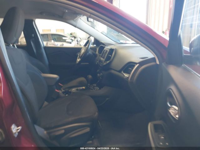 2019 JEEP CHEROKEE 1C4PJMCB7KD127453 Photo 4