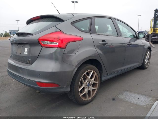 1FADP3K27FL387012 Ford FOCUS SE
