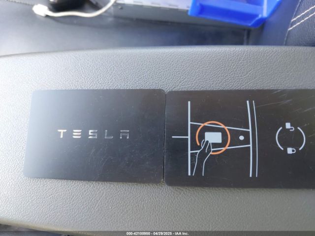 7SAYGDED7SA373235 Tesla Model Y Long Range Dual Motor All-wheel Drive