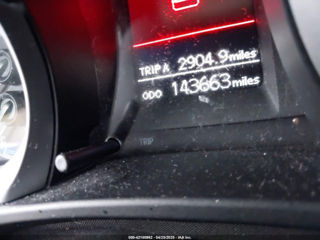 2T1BURHE4FC403172 Toyota Corolla S Plus