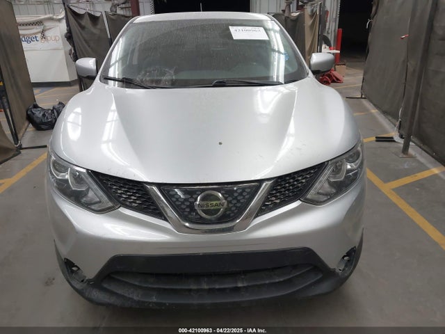 JN1BJ1CP6JW182096 Nissan Rogue Sport S