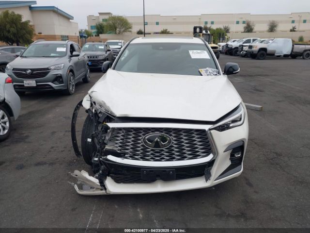 3PCAJ5K3XNF101092 Infiniti Qx55 Essential Awd