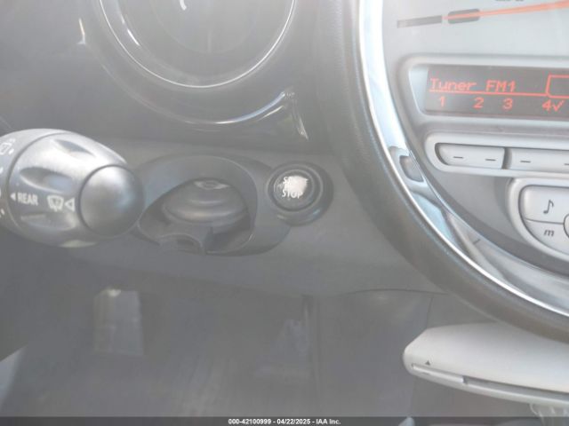 2009 MINI COOPER S CLUBMAN WMWMM33569TP92940 Photo 10
