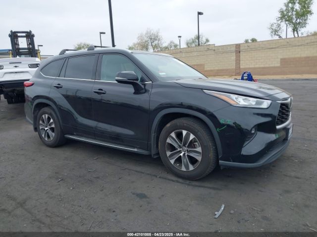 5TDHZRBH6LS501945 Toyota Highlander Xle