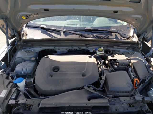 YV4L12UX9P2060819 Volvo Xc40 B5 Ultimate Dark Theme
