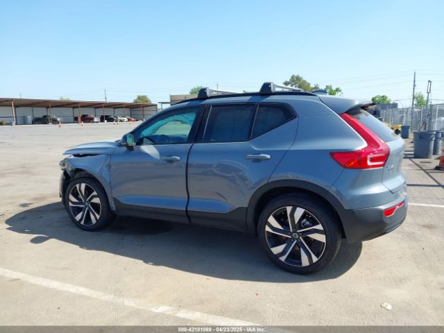 YV4L12UX9P2060819 Volvo Xc40 B5 Ultimate Dark Theme