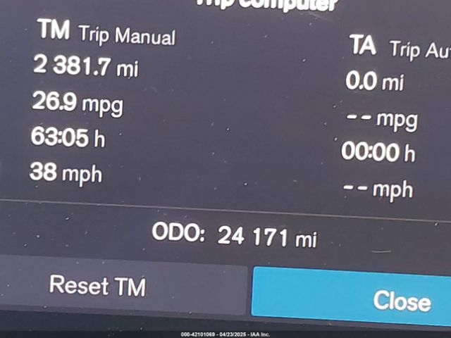 YV4L12UX9P2060819 Volvo Xc40 B5 Ultimate Dark Theme