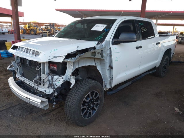 5TFDY5F1XJX710426 Toyota Tundra Sr5 5.7l V8