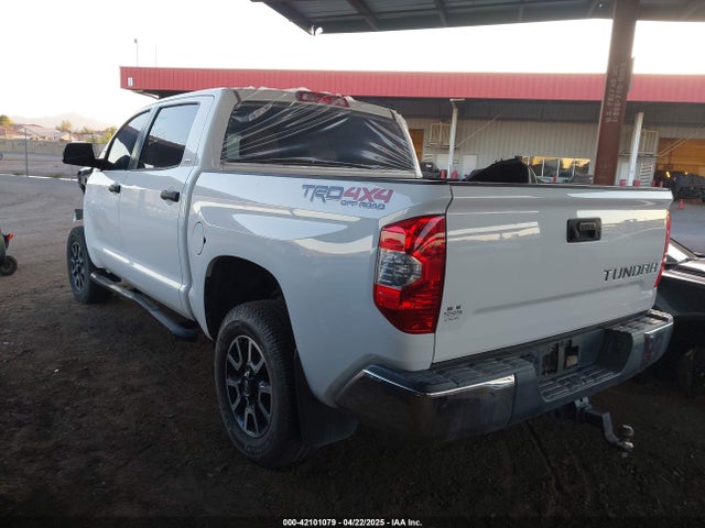 5TFDY5F1XJX710426 Toyota Tundra Sr5 5.7l V8