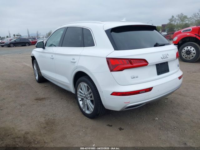 WA1CNAFY8J2198974 Audi Q5 2.0t Premium/2.0t Tech Premium