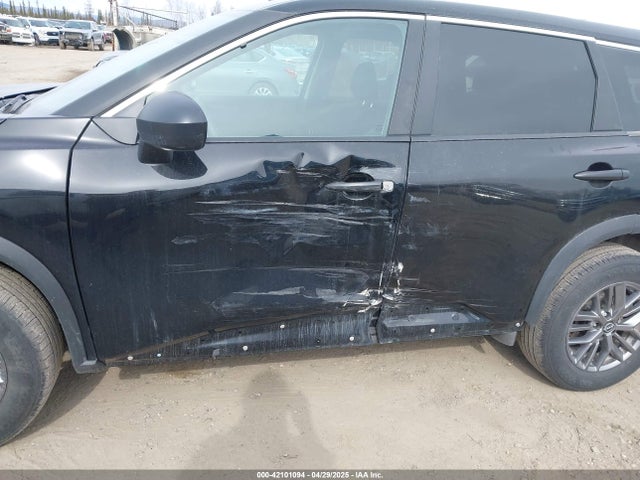 5N1BT3AB9RC705971 Nissan Rogue S Intelligent Awd