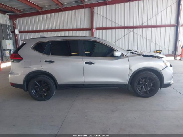 JN8AT2MT6HW390675 Nissan ROGUE S