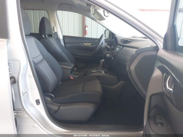 JN8AT2MT6HW390675 Nissan ROGUE S