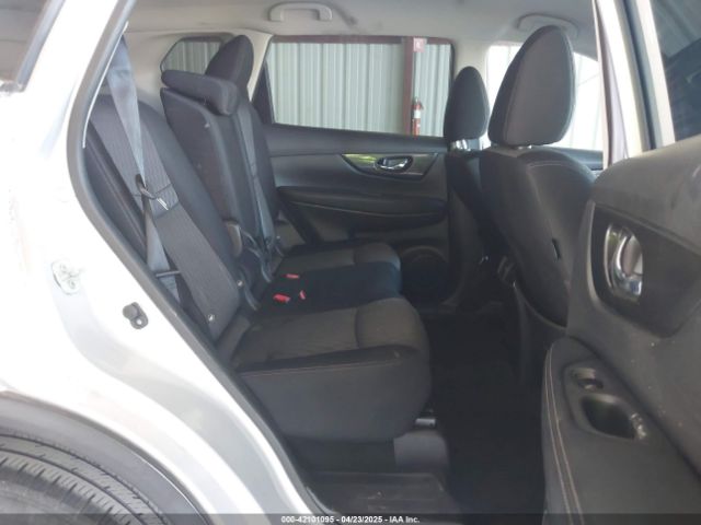 JN8AT2MT6HW390675 Nissan ROGUE S