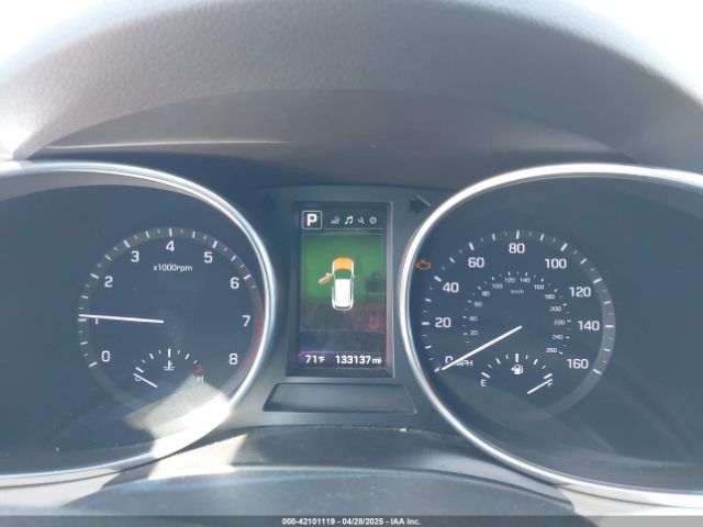 KM8SN4HF4HU197927 Hyundai Santa Fe Se