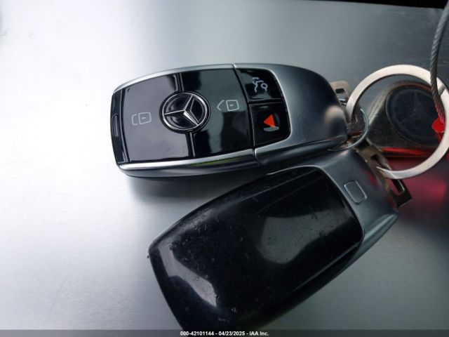 WDDZF4JB9KA611936 Mercedes-Benz E 300