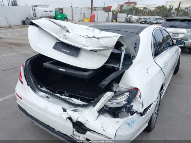 WDDZF4JB9KA611936 Mercedes-Benz E 300