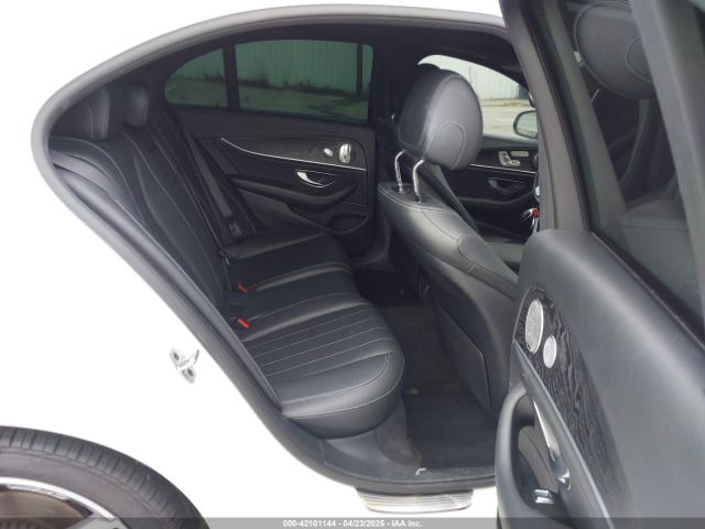WDDZF4JB9KA611936 Mercedes-Benz E 300