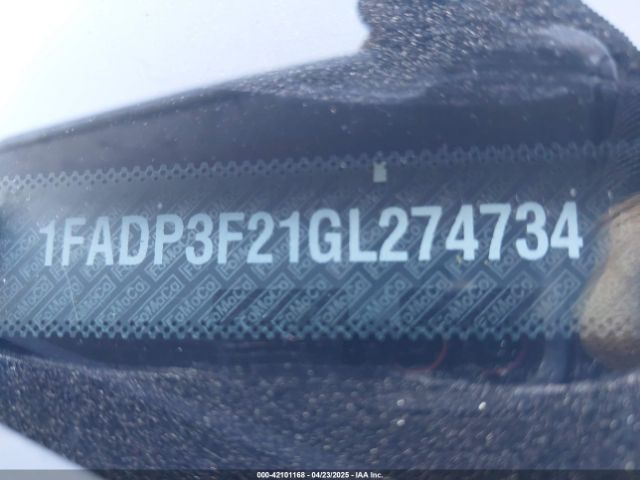 1FADP3F21GL274734 Ford FOCUS SE