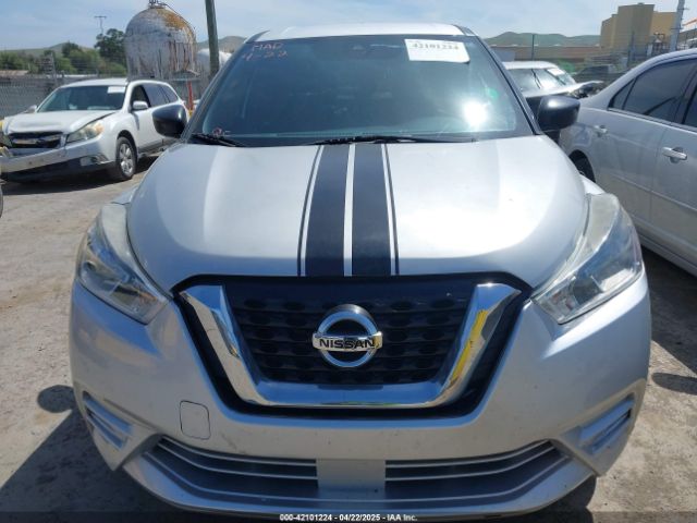 3N1CP5BV6LL575146 Nissan Kicks S Xtronic Cvt