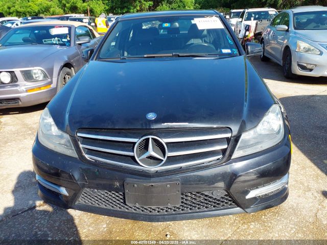 WDDGF4HB1EA958114 Mercedes-Benz C-class C 250 Sport/luxury