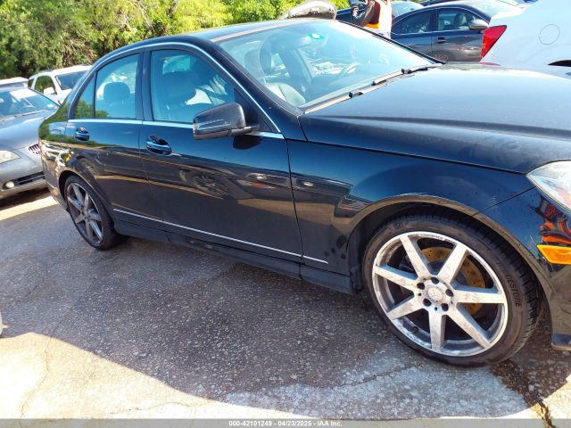 WDDGF4HB1EA958114 Mercedes-Benz C-class C 250 Sport/luxury