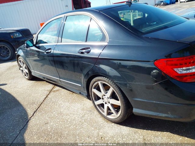 WDDGF4HB1EA958114 Mercedes-Benz C-class C 250 Sport/luxury