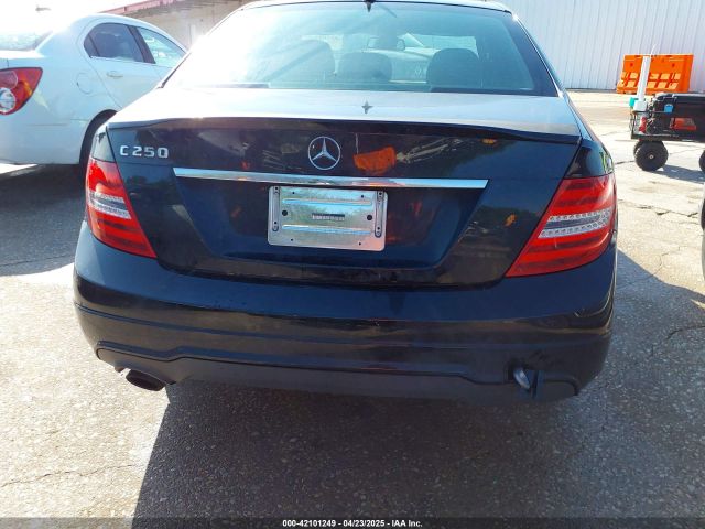 WDDGF4HB1EA958114 Mercedes-Benz C-class C 250 Sport/luxury