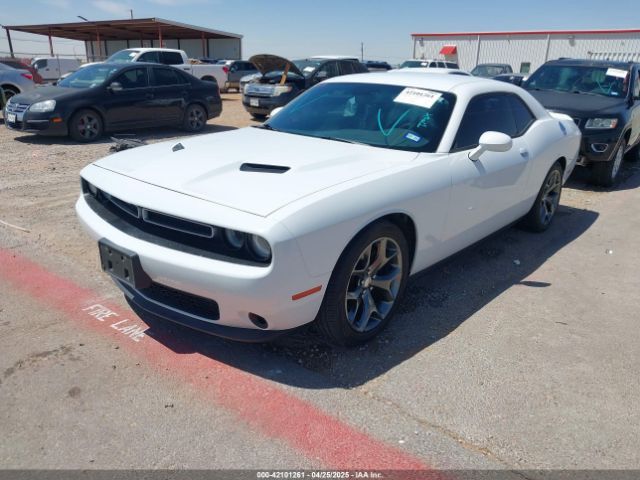2C3CDZAG6FH914148 Dodge Challenger Sxt