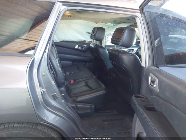 5N1DR2MN1HC637381 Nissan Pathfinder Sl