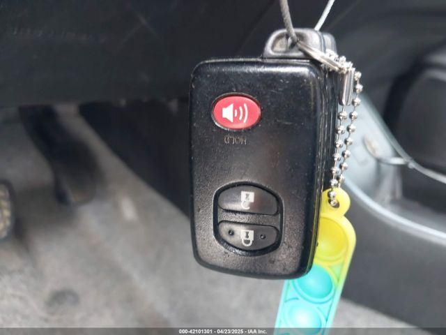 JTDKN3DU6E0368764 Toyota Prius Three