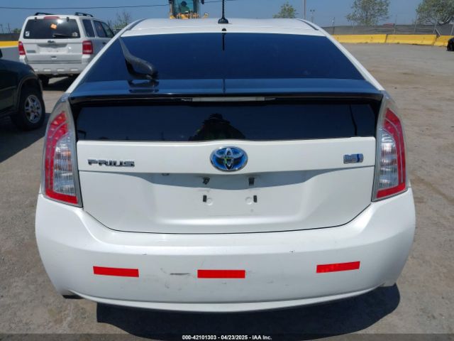 JTDKN3DU7E0361757 Toyota Prius Three