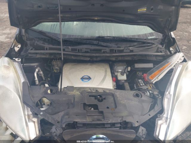 1N4AZ0CP9FC310227 Nissan LEAF S