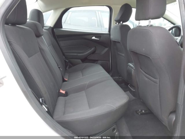 1FADP3F24GL346445 Ford FOCUS SE