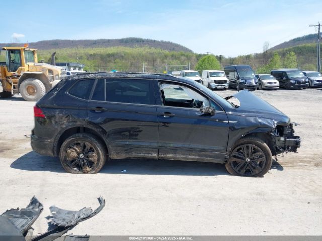 3VV8B7AX8NM083992 Volkswagen Tiguan 2.0t Se R-line Black