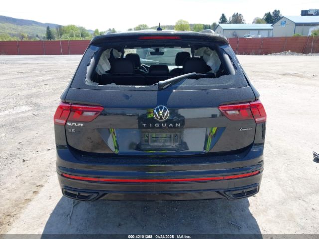 3VV8B7AX8NM083992 Volkswagen Tiguan 2.0t Se R-line Black