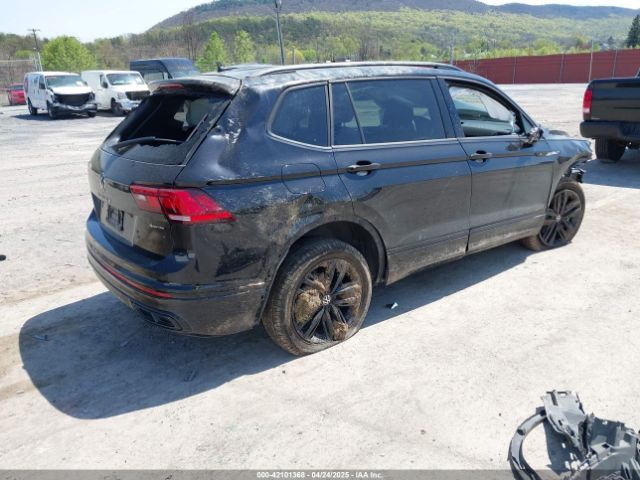 3VV8B7AX8NM083992 Volkswagen Tiguan 2.0t Se R-line Black