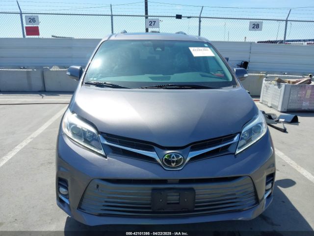 5TDYZ3DC9JS909397 Toyota Sienna Limited 7 Passenger