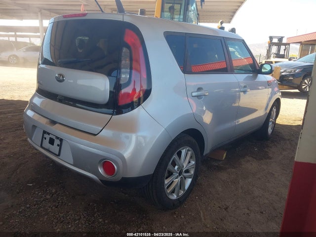 KIA SOUL + 2017 KNDJP3A59H7429054 Image 4