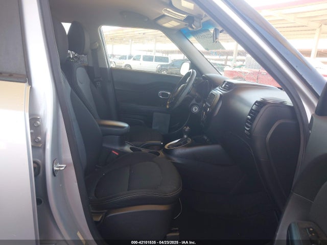 KIA SOUL + 2017 KNDJP3A59H7429054 Image 5