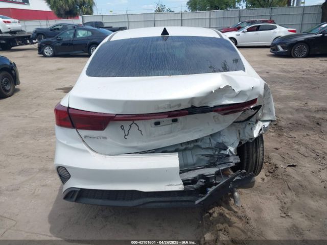 3KPF24AD9RE724254 KIA Forte Lxs