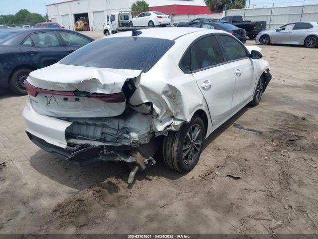 3KPF24AD9RE724254 KIA Forte Lxs