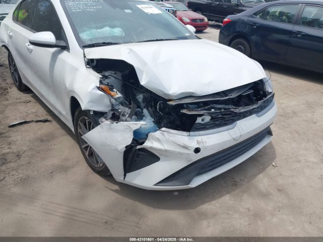 3KPF24AD9RE724254 KIA Forte Lxs