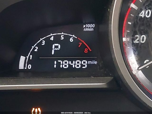JM1BM1U77G1284645 Mazda MAZDA3