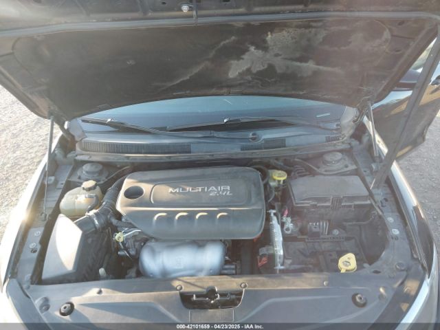 1C3CCCAB4GN166772 Chrysler 2016