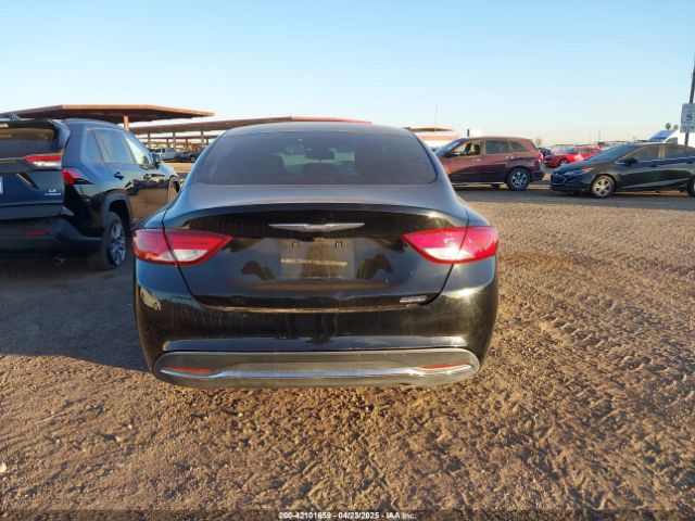 1C3CCCAB4GN166772 Chrysler 2016