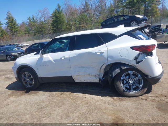 3GNKBHR4XPS220814 Chevrolet Blazer Awd 2lt