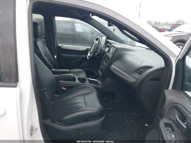 2C4RDGEG8HR731576 Dodge Grand Caravan Gt